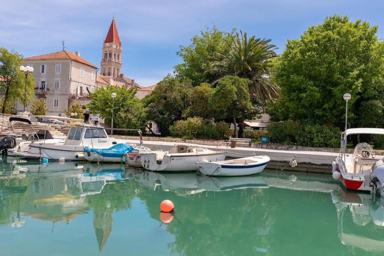 Old Bridge Trogir Hotel Kroatië